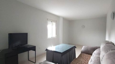 Foto 2 de Piso en venta en Estación - La Fontanilla - El Tinte, Utrera