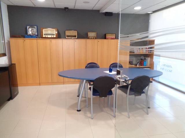 Local comercial en Alquiler en Carrer de l'Aurora, 48 en Centre