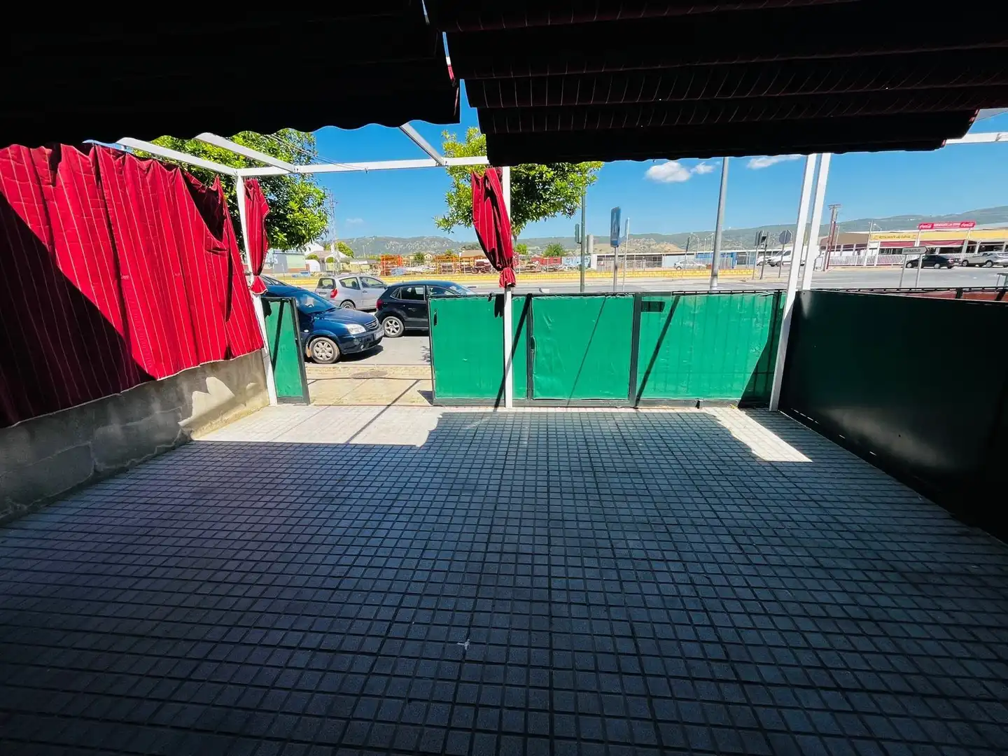 Parking of Detached homes for sale in Córdoba  with Air Conditioner, Heating and Swimming Pool