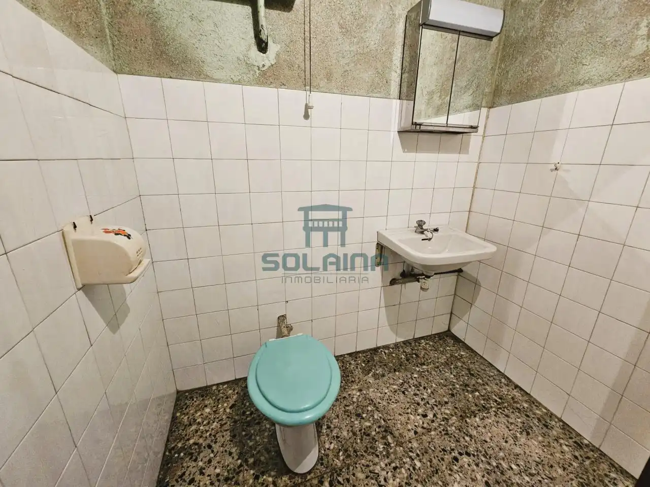 Baño de Casa o chalet en venta en Ribadavia con Calefacción, Jardín privado y Trastero