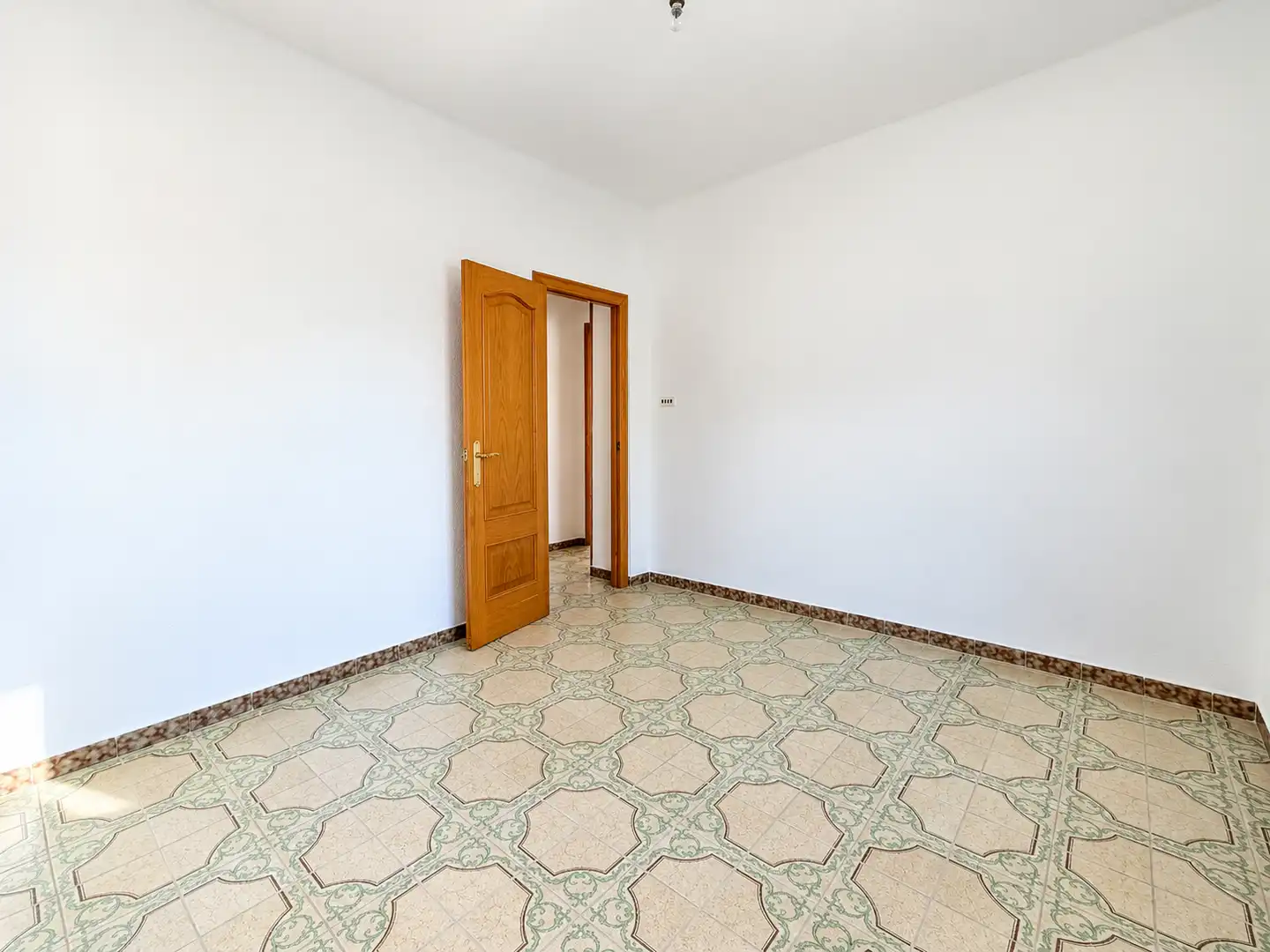 Flat for sale in Benicalap