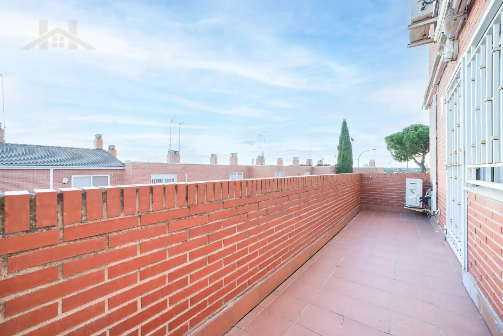 Terrace of Detached homes for sale in Parque Coimbra