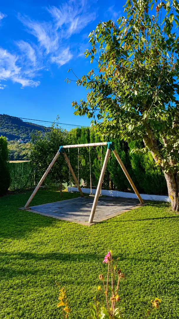 Jardí de Casa o xalet en venda en Cotobade amb Aire condicionat, Calefacció i Jardí privat