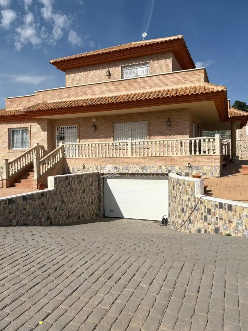 Chalet con jardín en venta en El Pinós / Pinoso, imagen 26