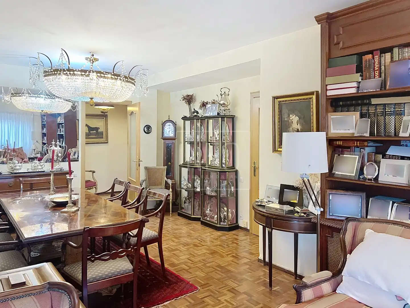 Comedor de Piso en venta en Madrid con Calefacción, Parquet y Terraza