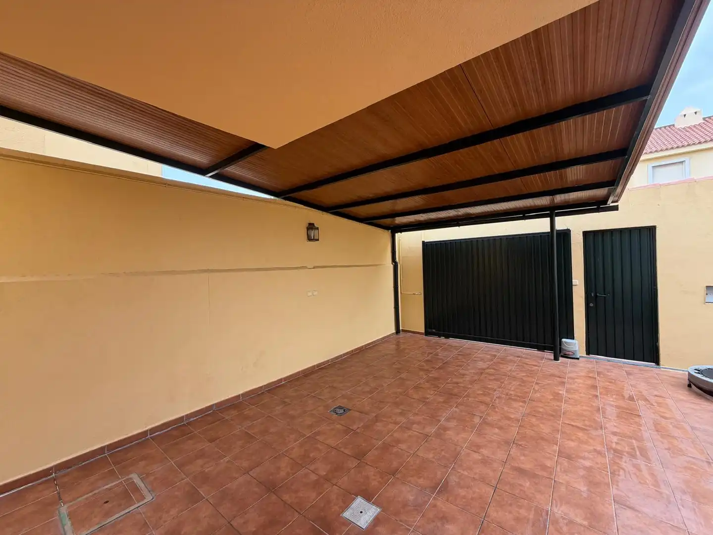 Terrassa de Casa adosada en venda en Algeciras amb Jardí privat i Terrassa