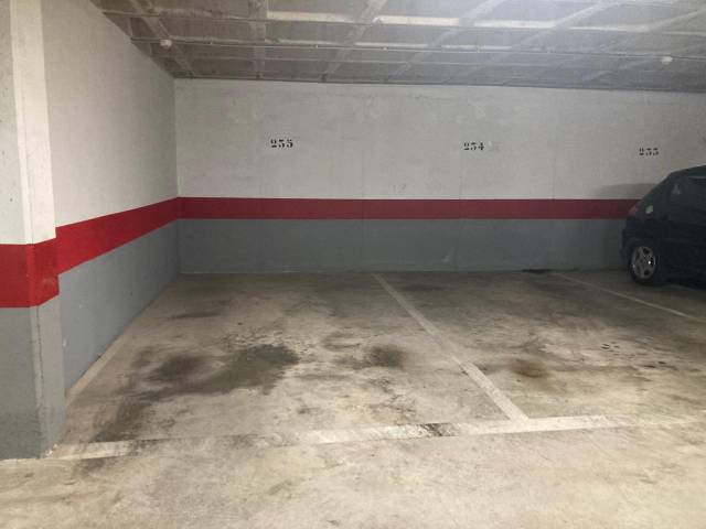 Garaje en Venta en De La Condomina en Albufereta