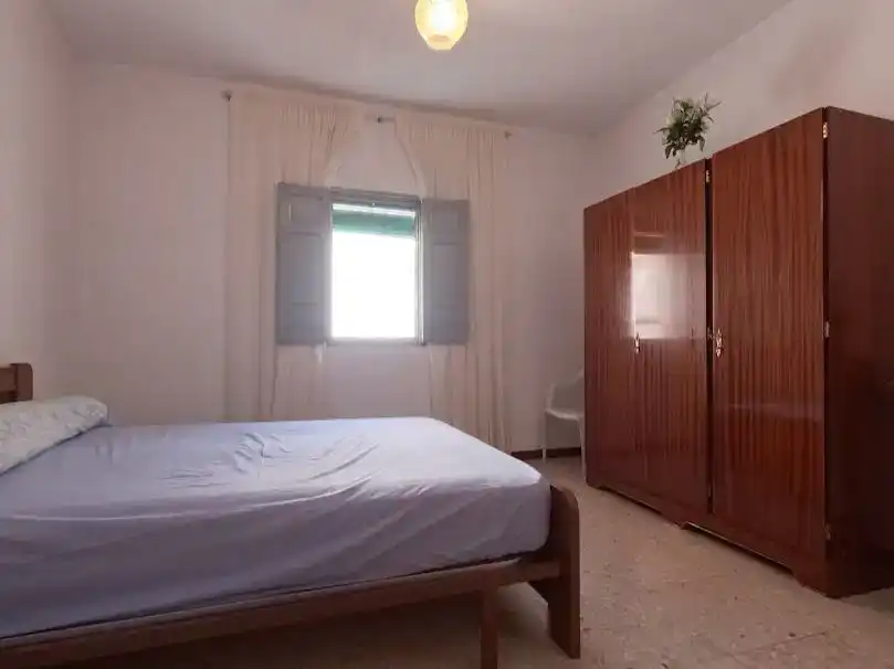 Dormitori de Casa adosada en venda en Santo Tomé amb Traster, Moblat i Balcó