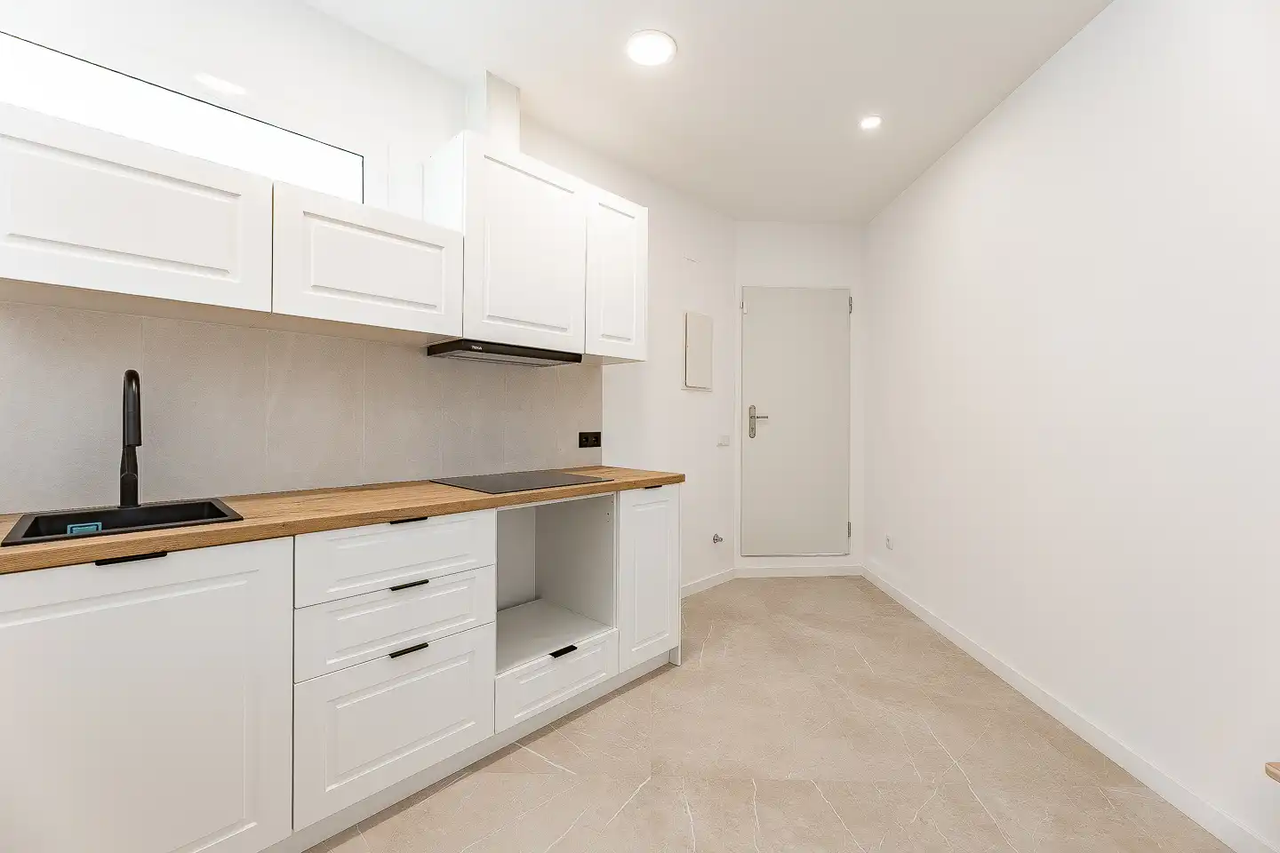 Cocina de Casa adosada en venta en Rubí con Aire acondicionado, Calefacción y Terraza