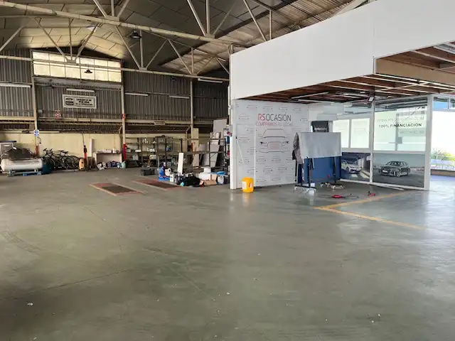 Fabrikhallen zur Miete in Camargo