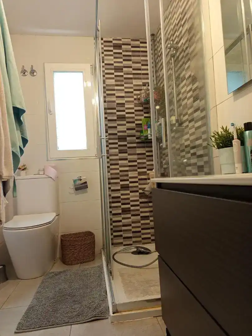 Baño de Piso en venta en Culleredo con Horno y Lavadora