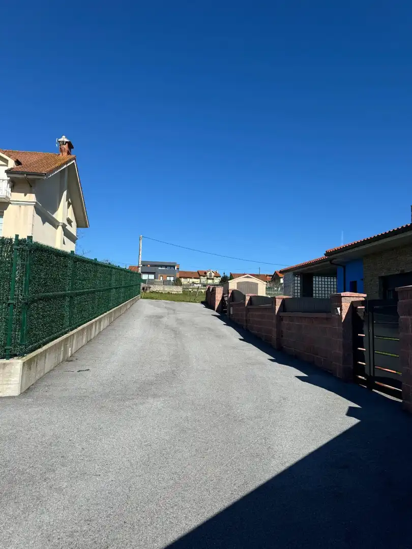 Vista exterior de Residencial en venda en Santa Cruz de Bezana