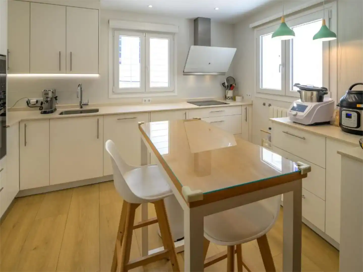 Cocina de Piso en venta en Bellavista - La Palmera