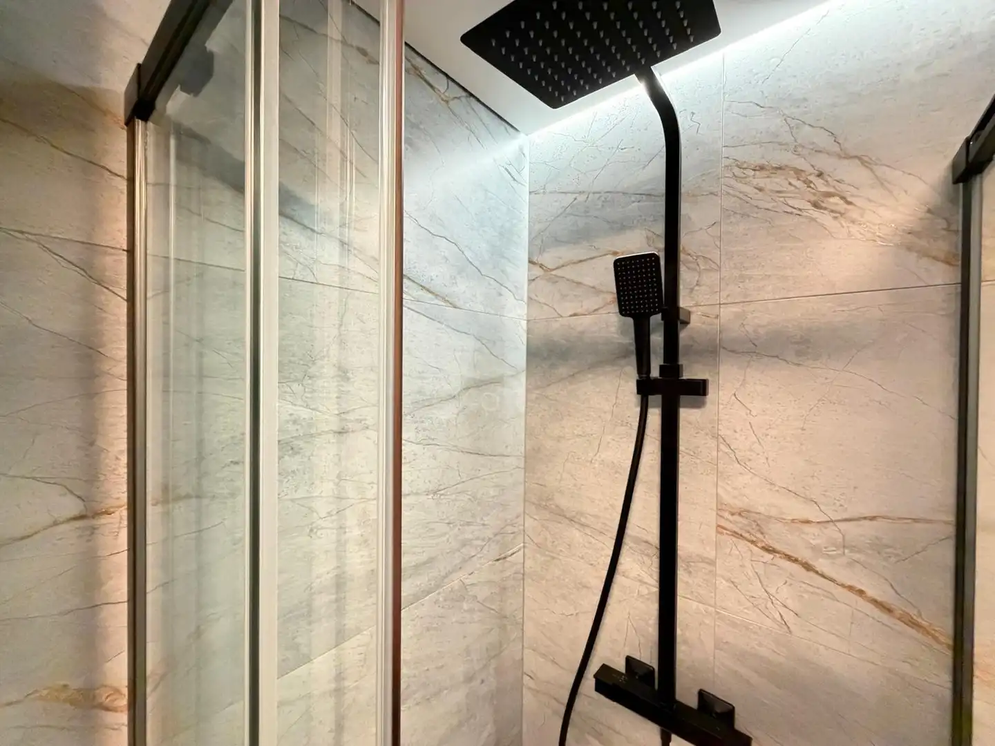 Bathroom of Houses for sale in Torrevieja  with Air Conditioner, Heating and Private garden
