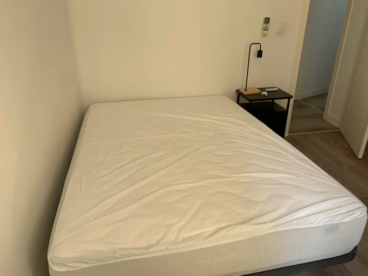 Bedroom of Flat for rent in Madrid  with Air Conditioner, Heating and Terrace