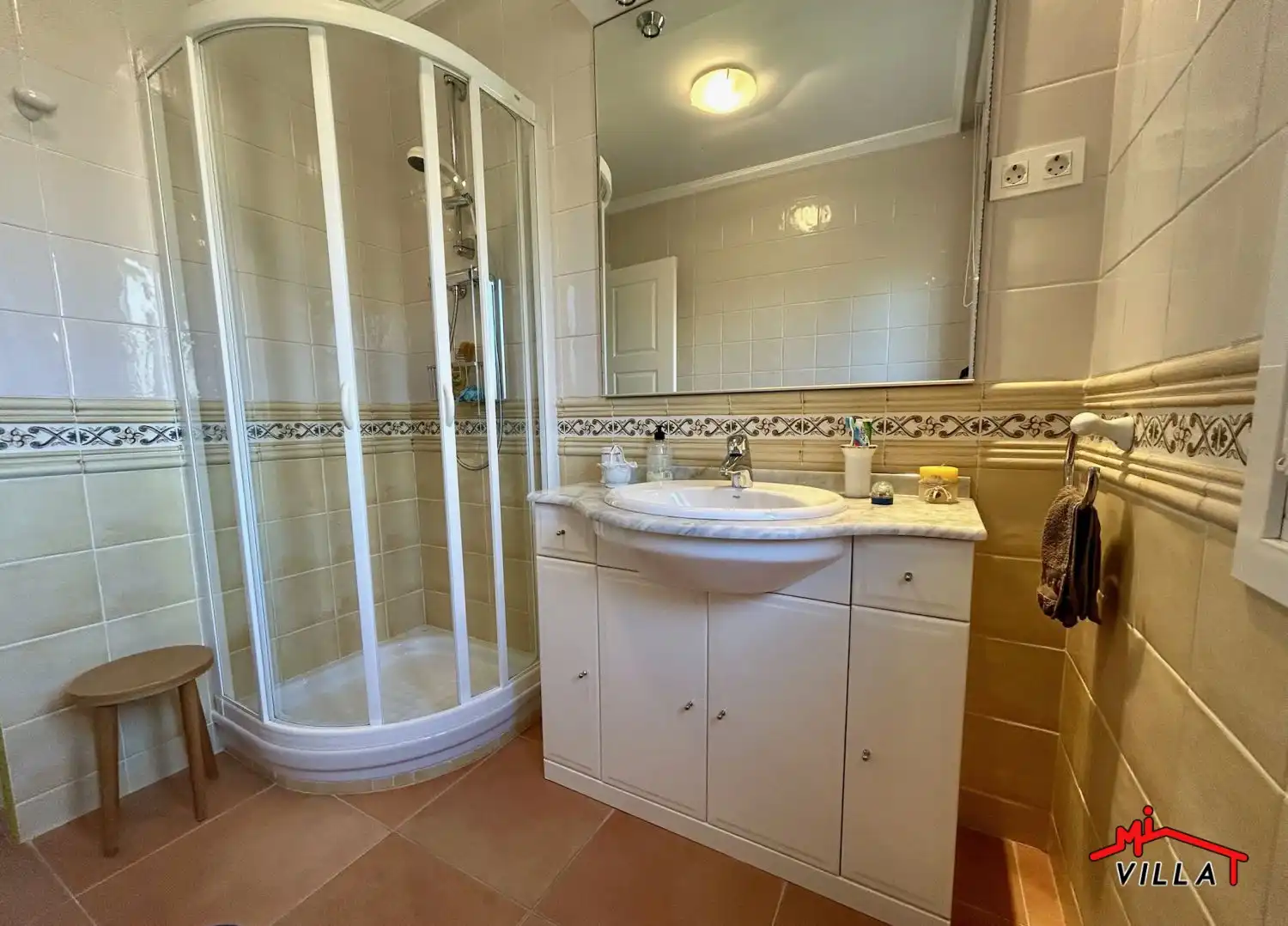 Badezimmer von Wohnung zum Verkauf in Laredo mit Heizung und Terrasse