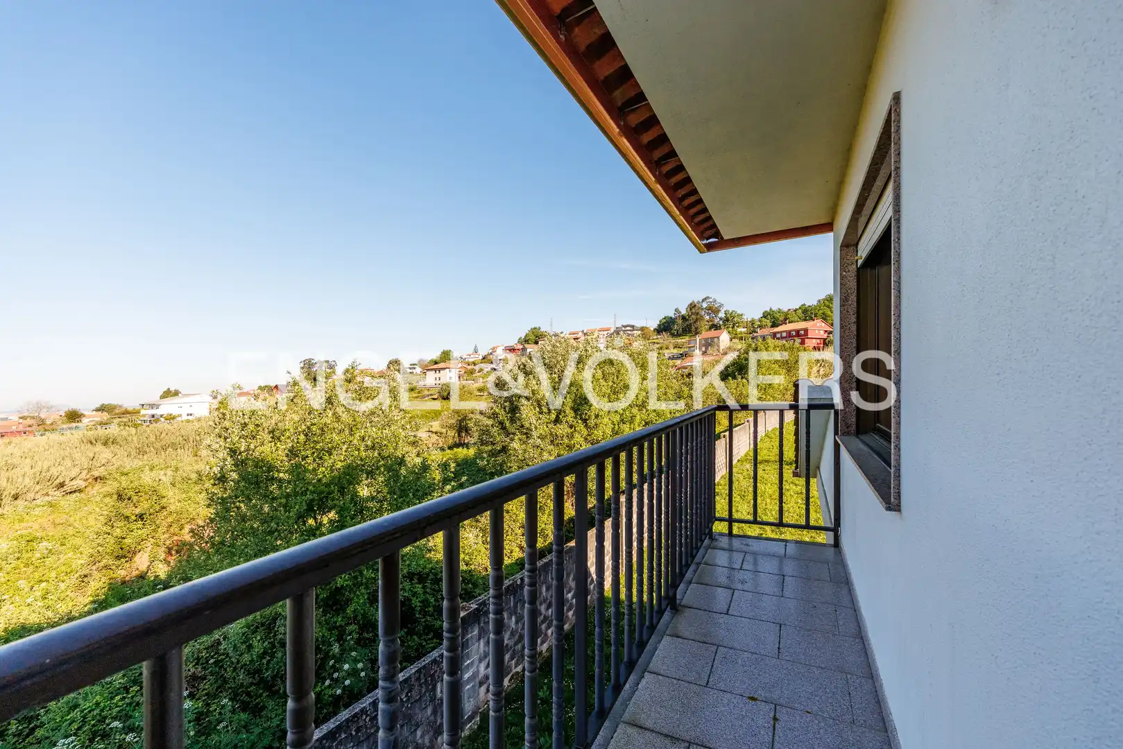Terraza de Casa o chalet en venta en Vigo  con Calefacción, Jardín privado y Parquet