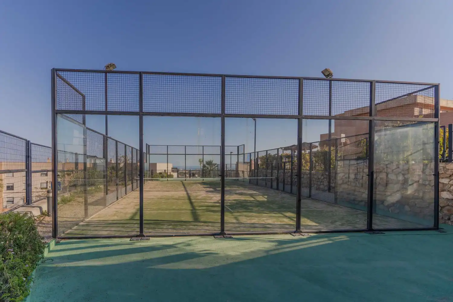Jardín de Piso en venta en Motril con Terraza, Balcón y Piscina comunitaria