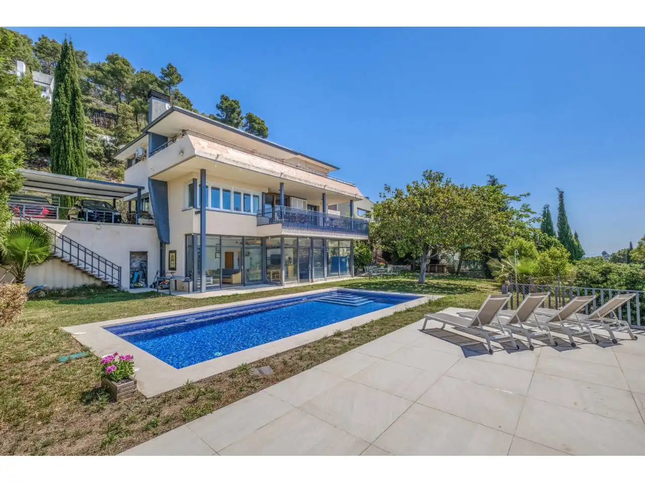Vista exterior de Casa o chalet en venta en Matadepera con Aire acondicionado, Calefacción y Jardín privado