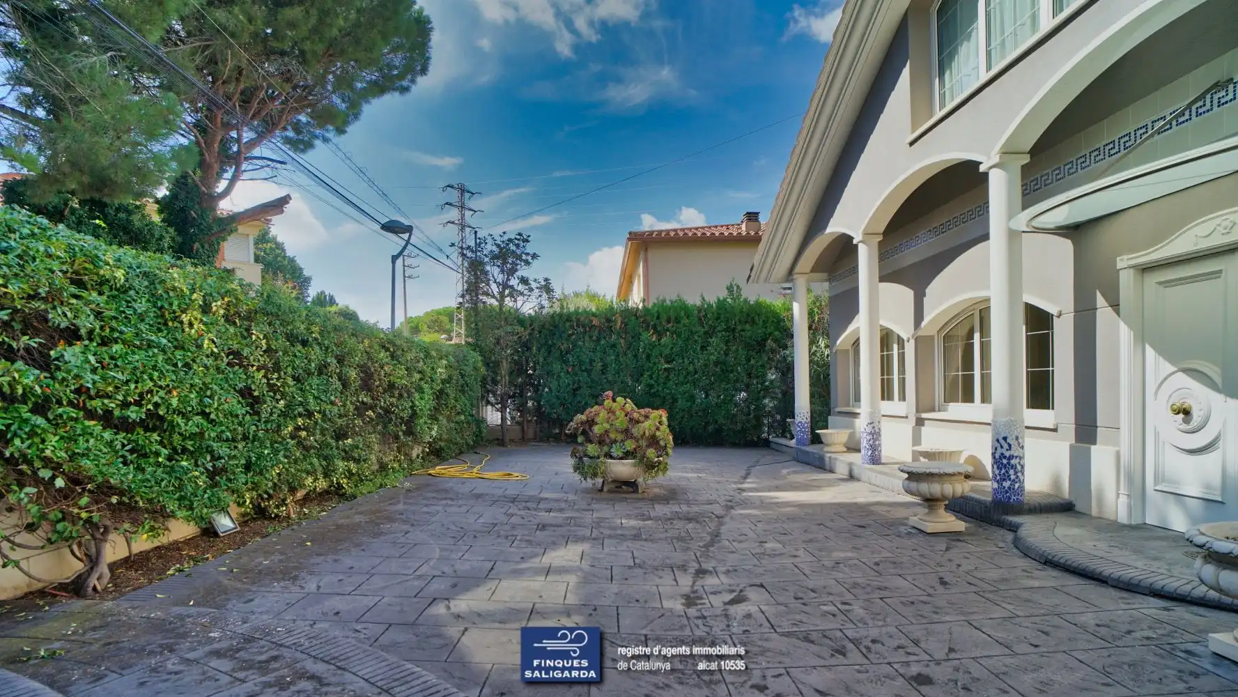 Vista exterior de Casa o xalet en venda en La Garriga amb Aire condicionat, Calefacció i Jardí privat