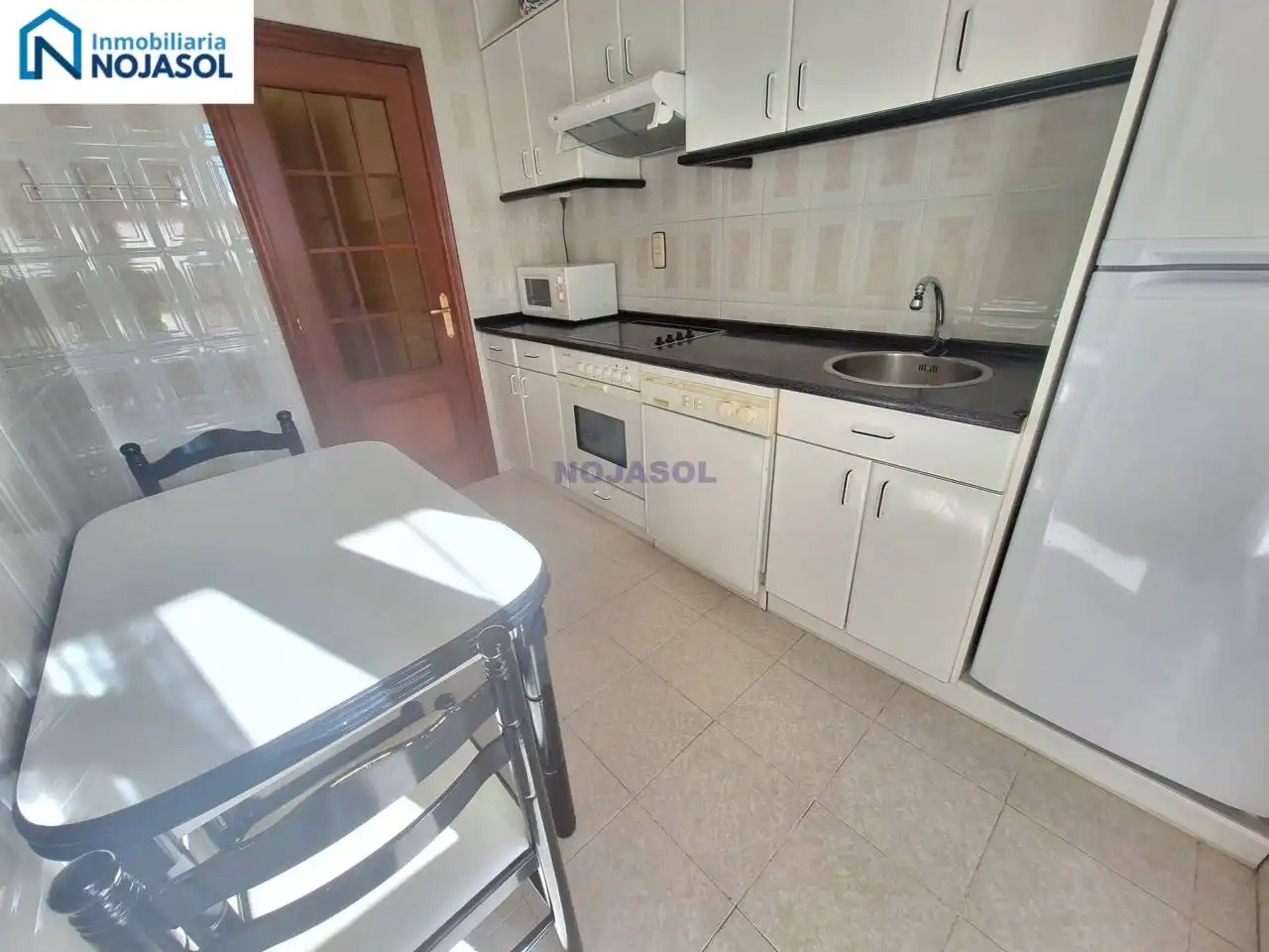 Cocina de Piso de alquiler en Noja con Terraza y Amueblado