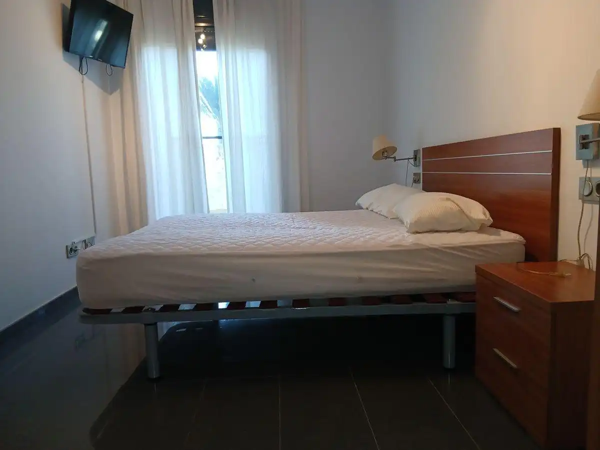 Habitación de Apartamento en venta en Deltebre con Terraza, Amueblado y Piscina comunitaria