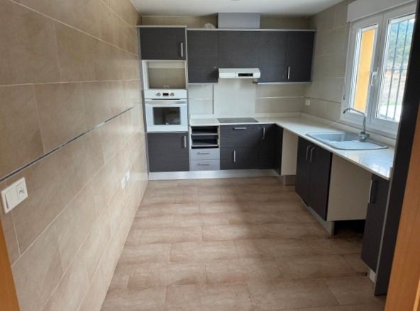 Kitchen of Single-family semi-detached for sale in Requena