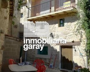 Vista exterior de Casa o xalet en venda en Valle de Manzanedo amb Calefacció i Terrassa