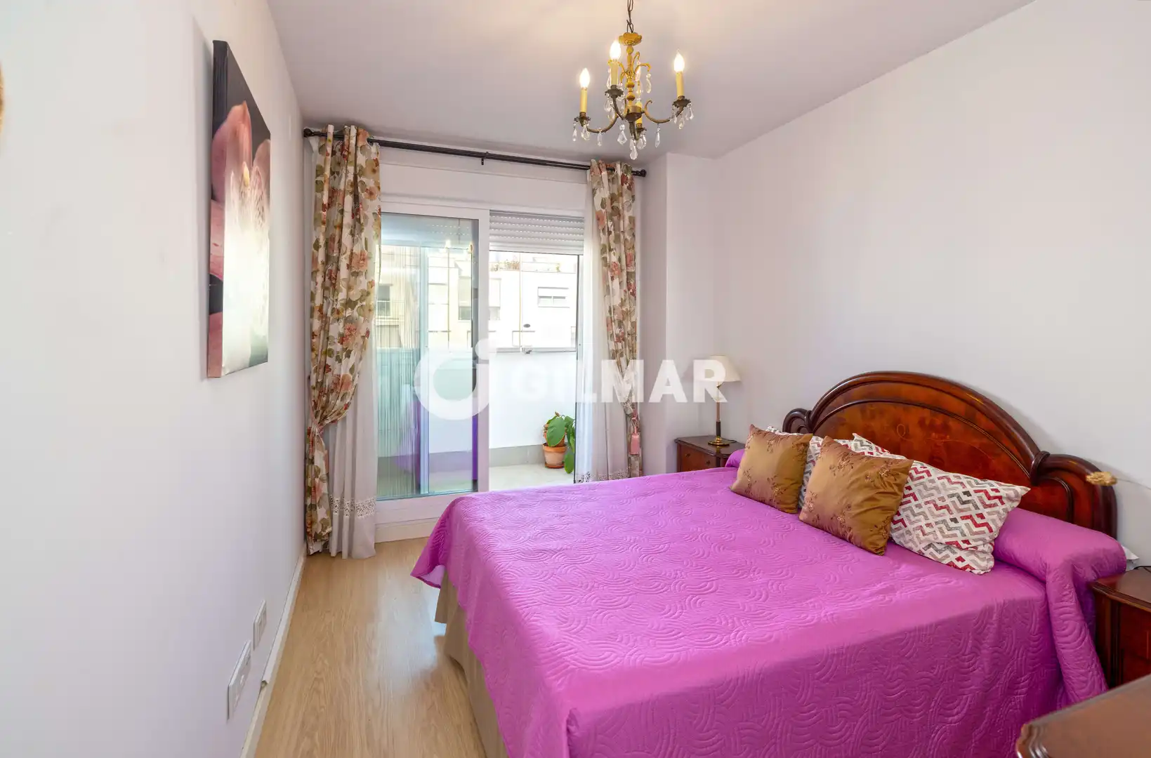 Bedroom of Flat for sale in Estepona Pueblo