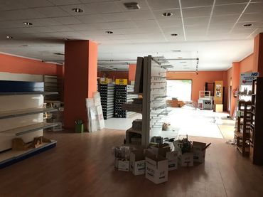Local comercial en venda a Calle manuel bermejo hernandez