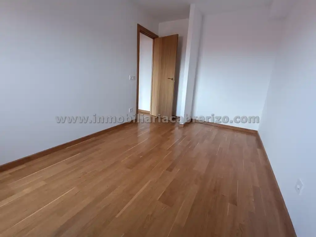 Ático en venta en Villamediana de Iregua con Calefacción, Parquet y Terraza