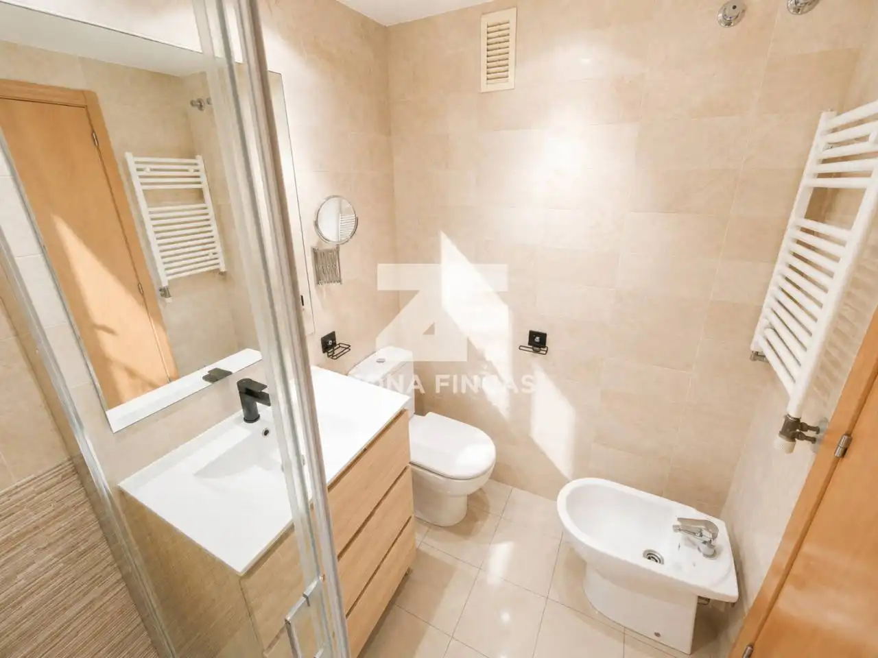 Baño de Piso en venta en Badalona con Aire acondicionado, Calefacción y Parquet