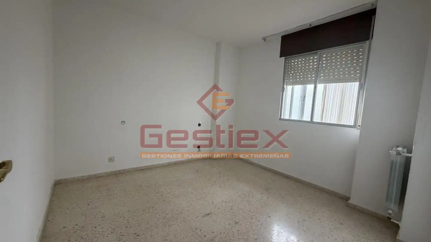 Flat with lift for sale in Avenida de San Antonio, imagen 6