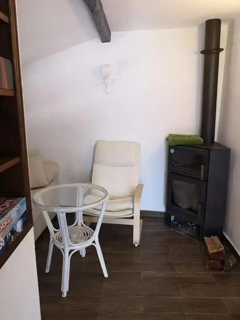Sala de estar de Casa adosada en venta en Candelario con Lavadora, Microondas y Balcón