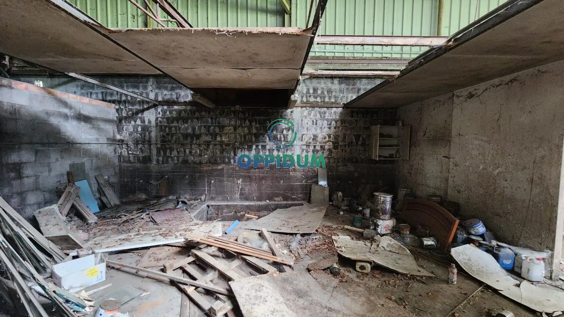 Industrial buildings for sale in Touro