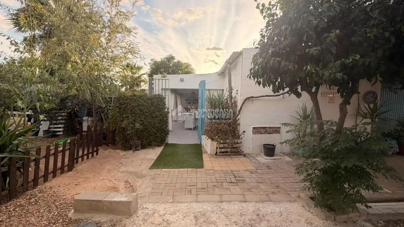 Jardí de Finca rústica en venda en La Lantejuela , Sevilla