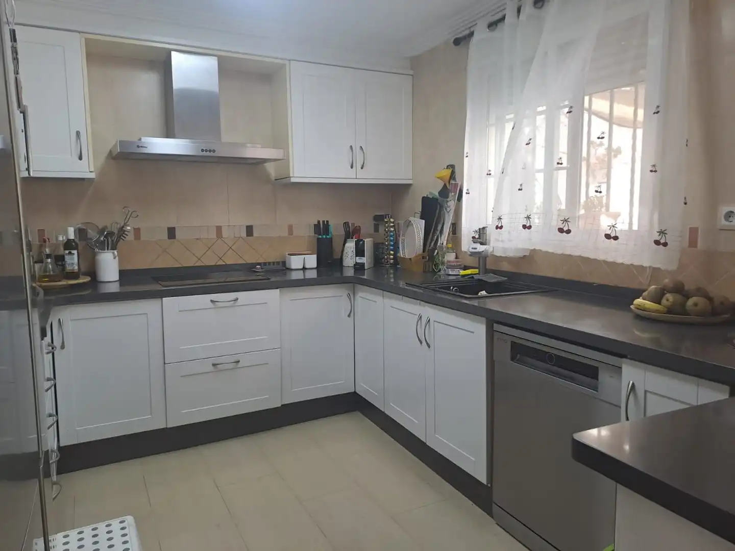 Cocina de Casa o chalet en venta en Montserrat con Aire acondicionado, Calefacción y Jardín privado