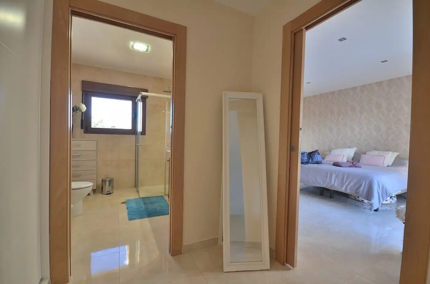 Baño de Casa o chalet de alquiler en Albacete con Calefacción, Jardín privado y Trastero