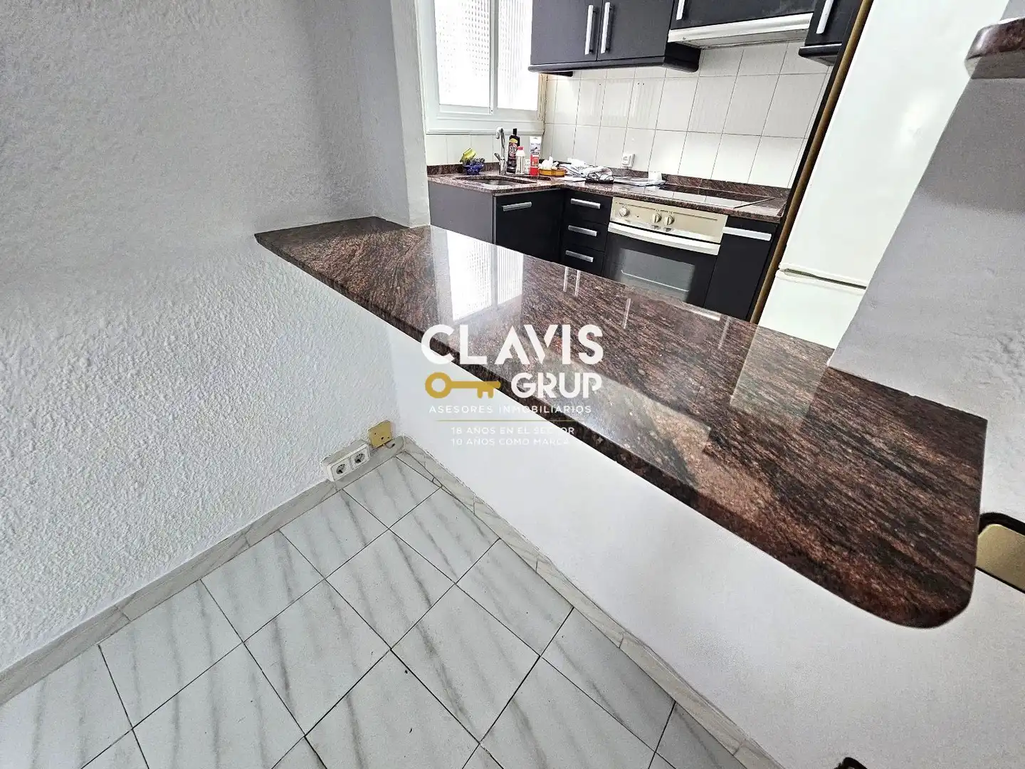 Cocina de Ático en venta en Barcelona con Aire acondicionado y Horno
