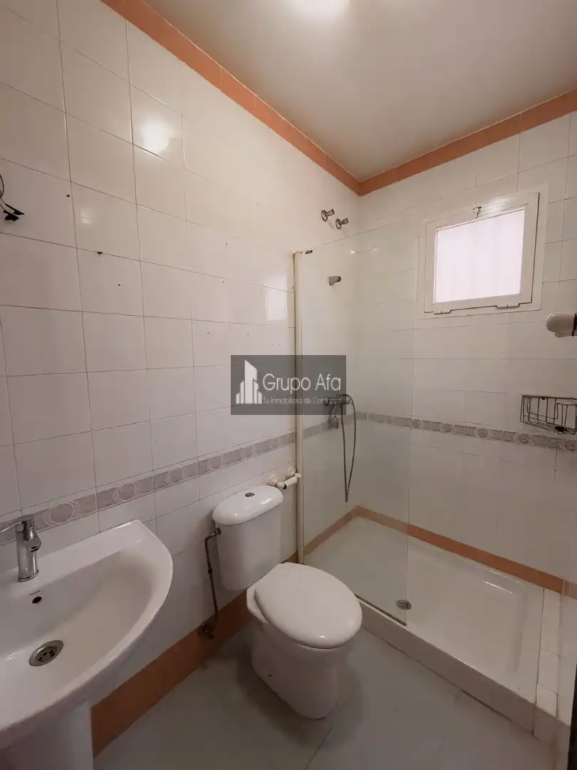 Bany de Casa adosada en venda en Centro
