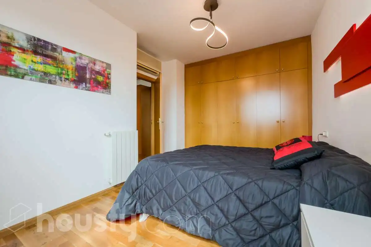 Habitación de Piso en venta en Barcelona con Aire acondicionado, Calefacción y Jardín privado