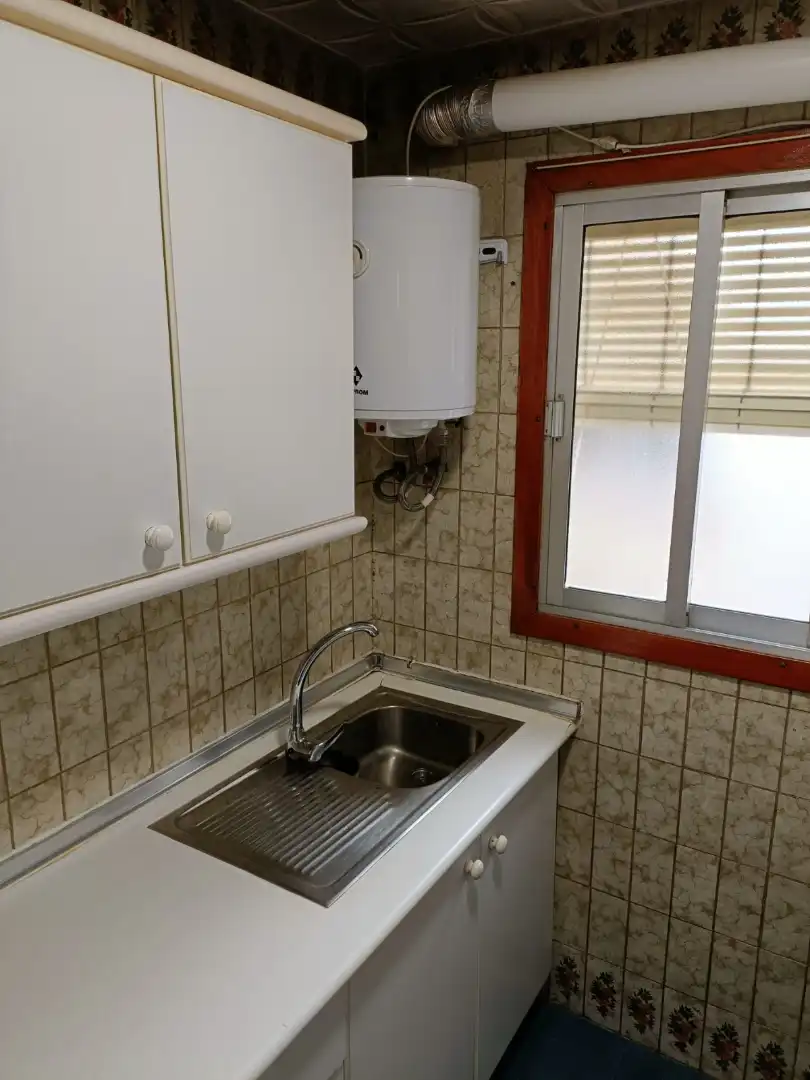Cocina de Piso de alquiler en Granada con Calefacción, Terraza y Amueblado