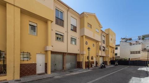 Foto 2 de Casa adosada en venda a Calle de Manuel de Falla, Ogíjares, Granada
