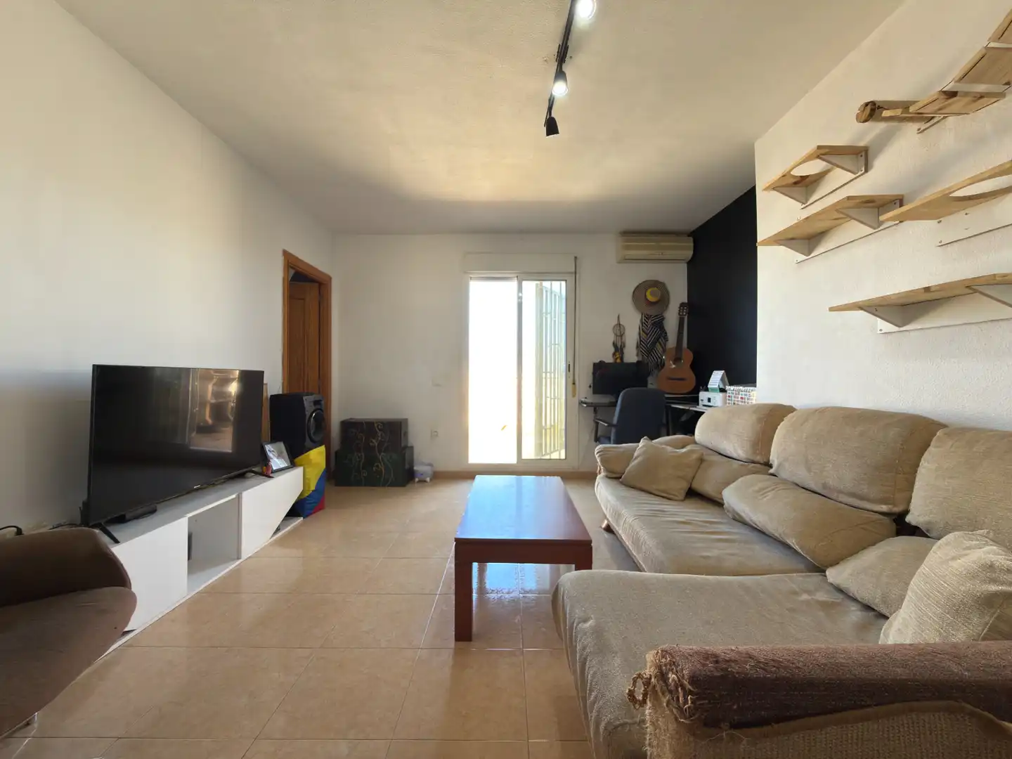 Living room of Attic for sale in Roquetas de Mar  with Terrace and Furnished