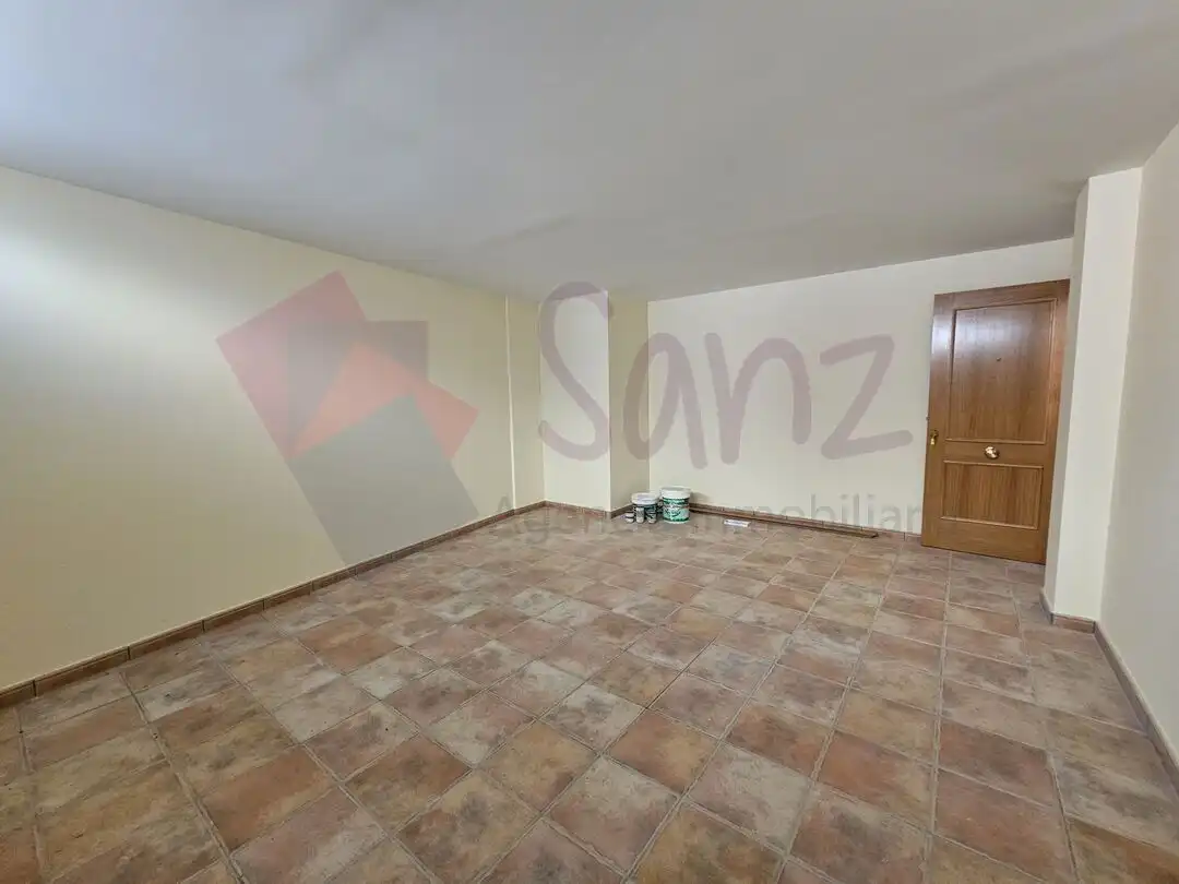 Local en venta en Ribafrecha