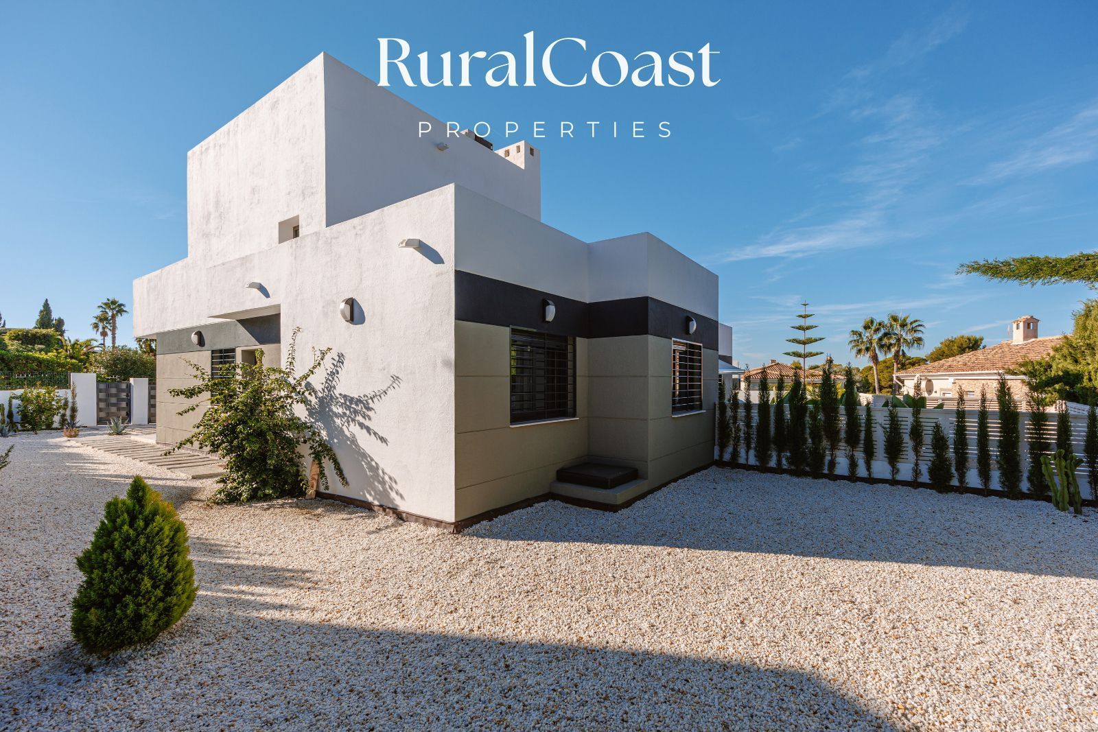 Vista exterior de Casa adosada en venda en Busot amb Aire condicionat, Calefacció i Terrassa