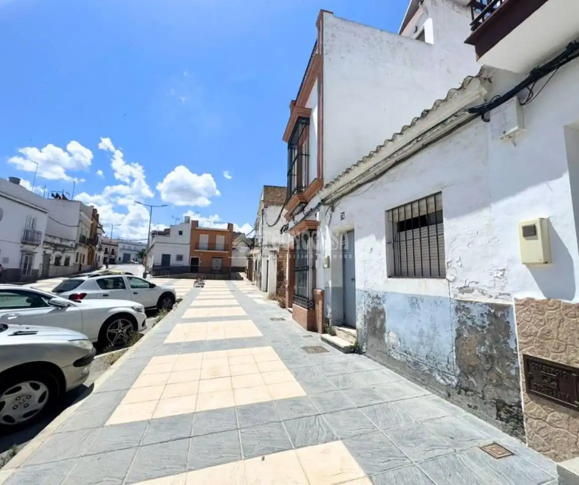 Vista exterior de Casa o xalet en venda en Las Cabezas de San Juan
