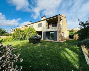 Exterior view of Single-family semi-detached for sale in Parlavà  with Air Conditioner, Heating and Private garden