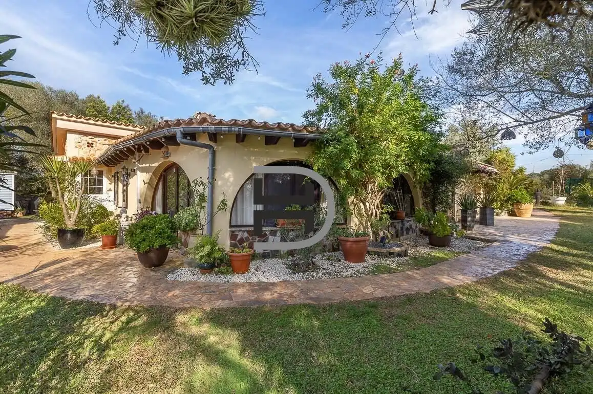 Landhaus mit Pool zum Verkauf in Algaida