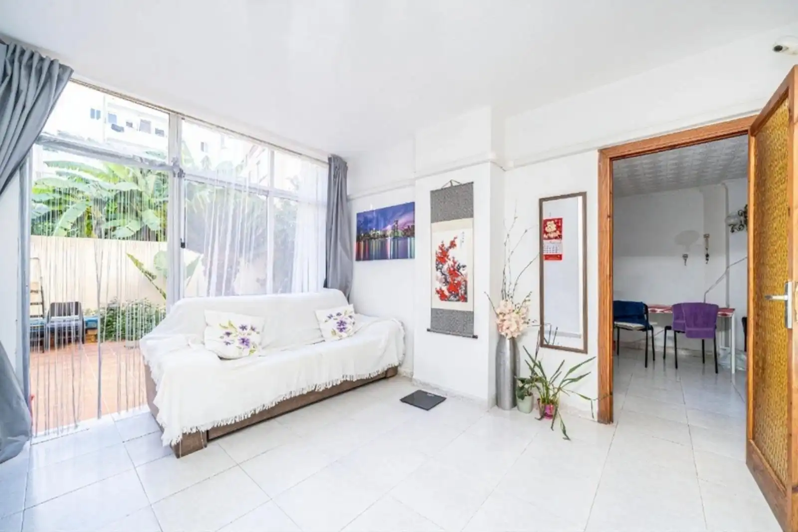 Wohnzimmer von Einfamilien-Reihenhaus zum Verkauf in  Palma de Mallorca mit Abstellraum und Balkon